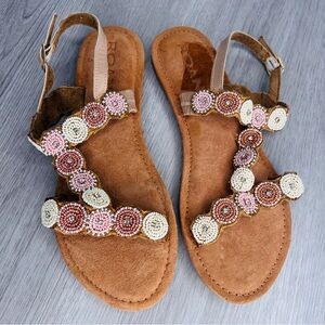 Bed Stu Roan Pink and Cream Beaded Sandals shoes size 9.5